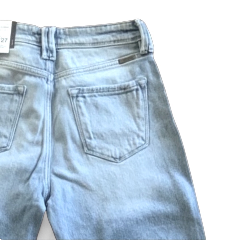 Kancan High Rise Flare Hem Light Washed Jeans Women’s Multi Sizes NWT - Picture 15 of 16